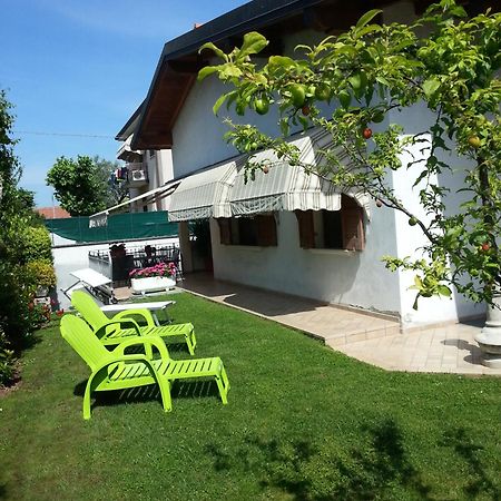 La Casa Di Pimpi Bed & Breakfast Desenzano del Garda Exterior photo