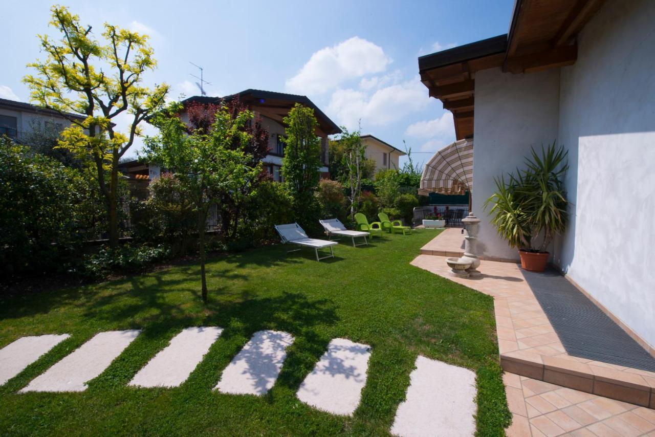La Casa Di Pimpi Bed & Breakfast Desenzano del Garda Exterior photo
