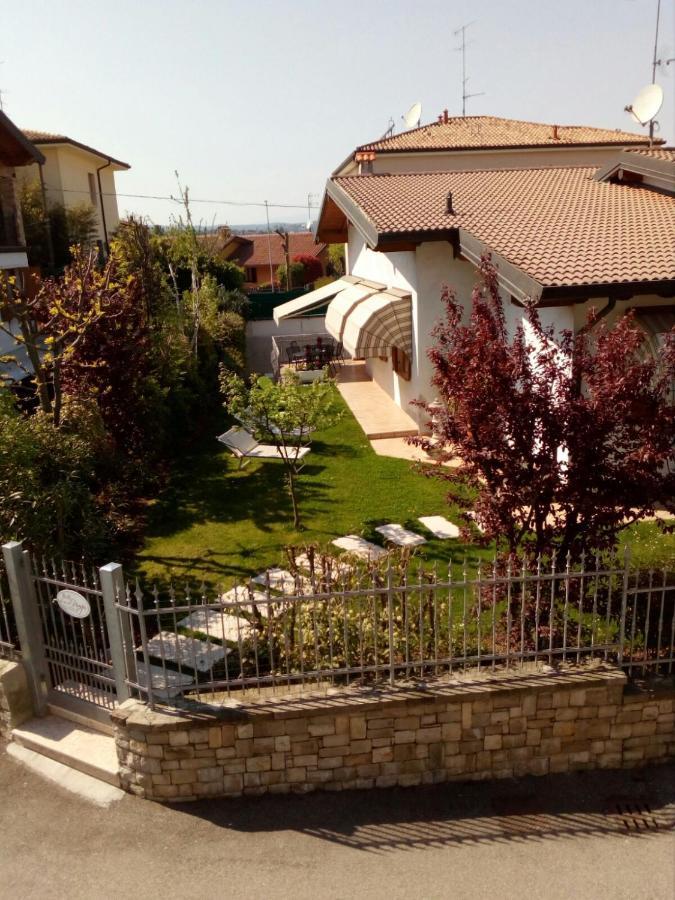 La Casa Di Pimpi Bed & Breakfast Desenzano del Garda Exterior photo