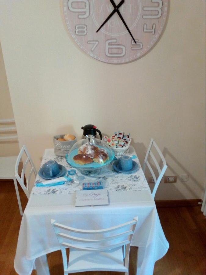 La Casa Di Pimpi Bed & Breakfast Desenzano del Garda Exterior photo