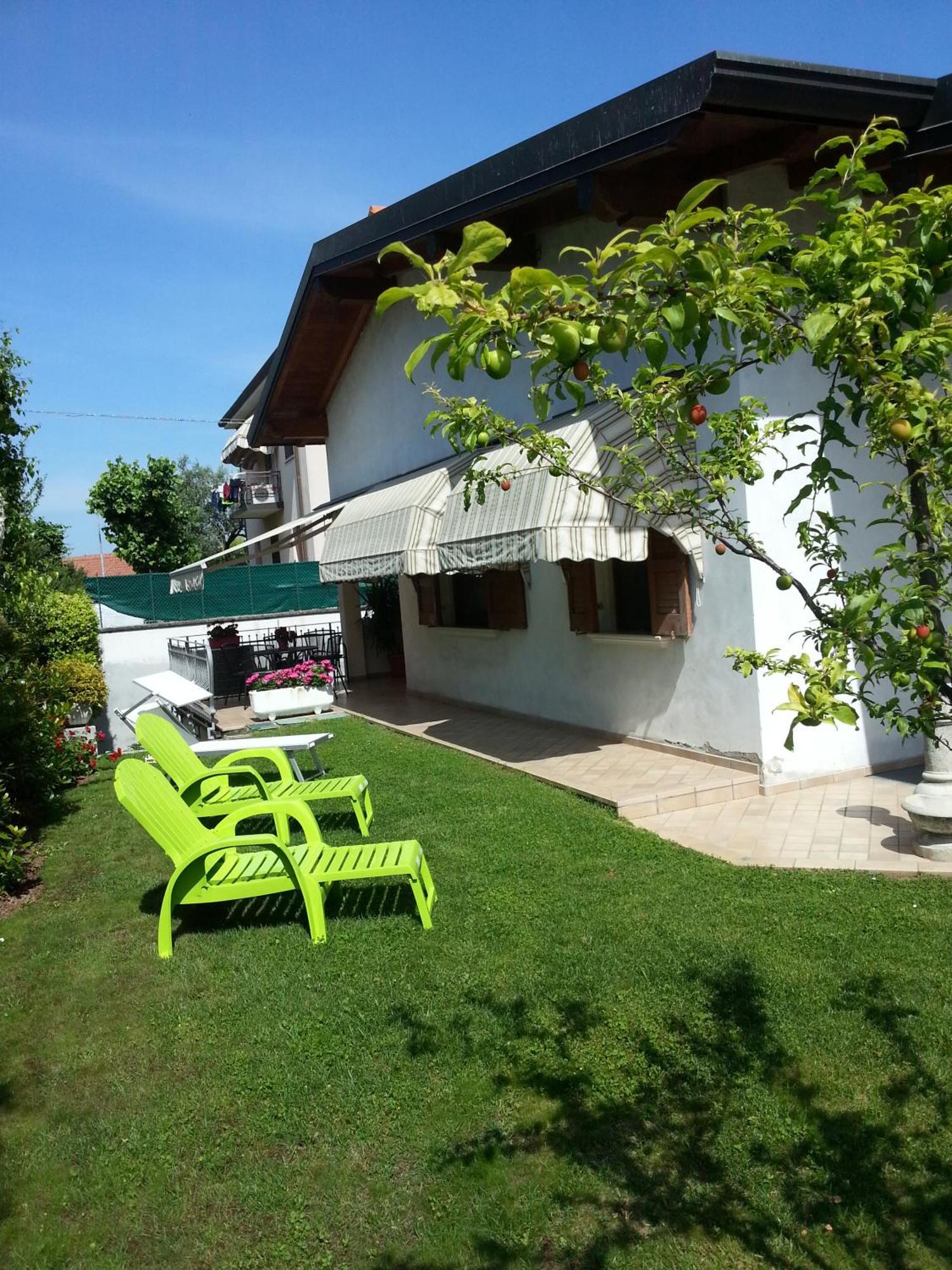 La Casa Di Pimpi Bed & Breakfast Desenzano del Garda Exterior photo